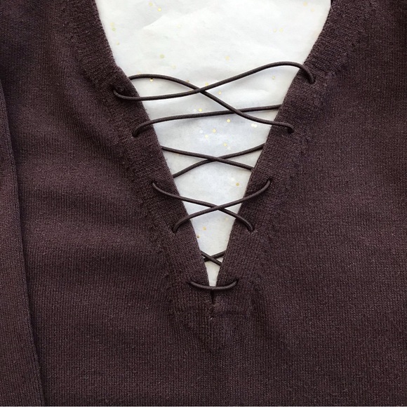 ♻️Reposted EUC Express V neck sweater blouse size XS in chocolate brown color - Picture 3 of 4